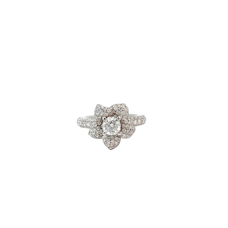 18 Karat White Gold Diamond Flower Ring