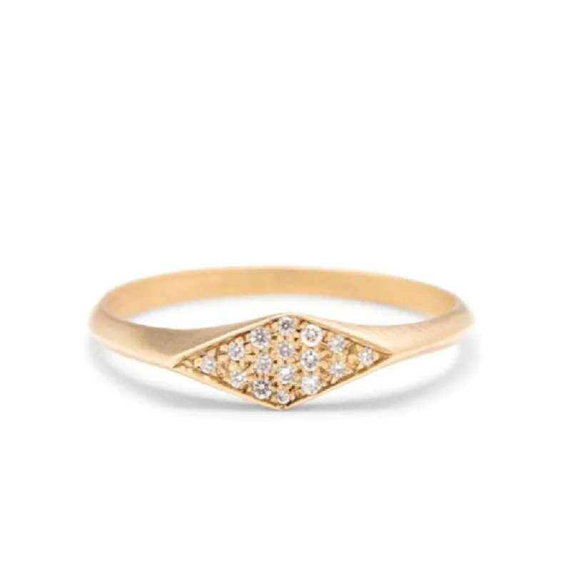 <!--RG554pave-->pave flat top ridge ring