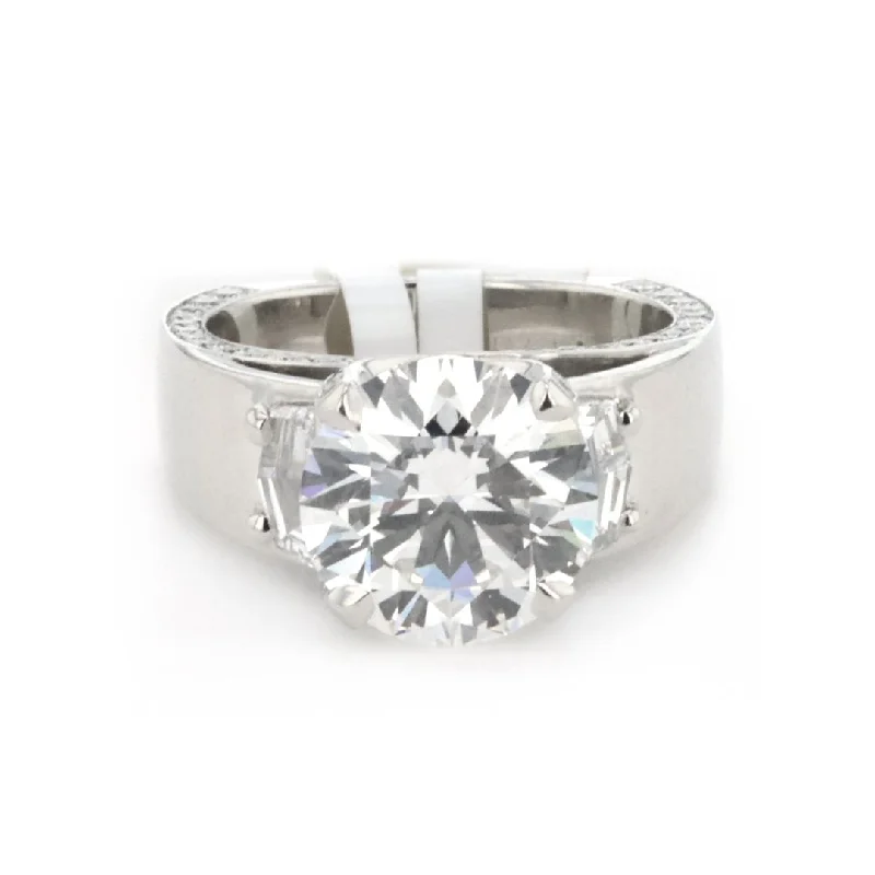 0.65 ctw Diamond Solitaire Engagement Ring