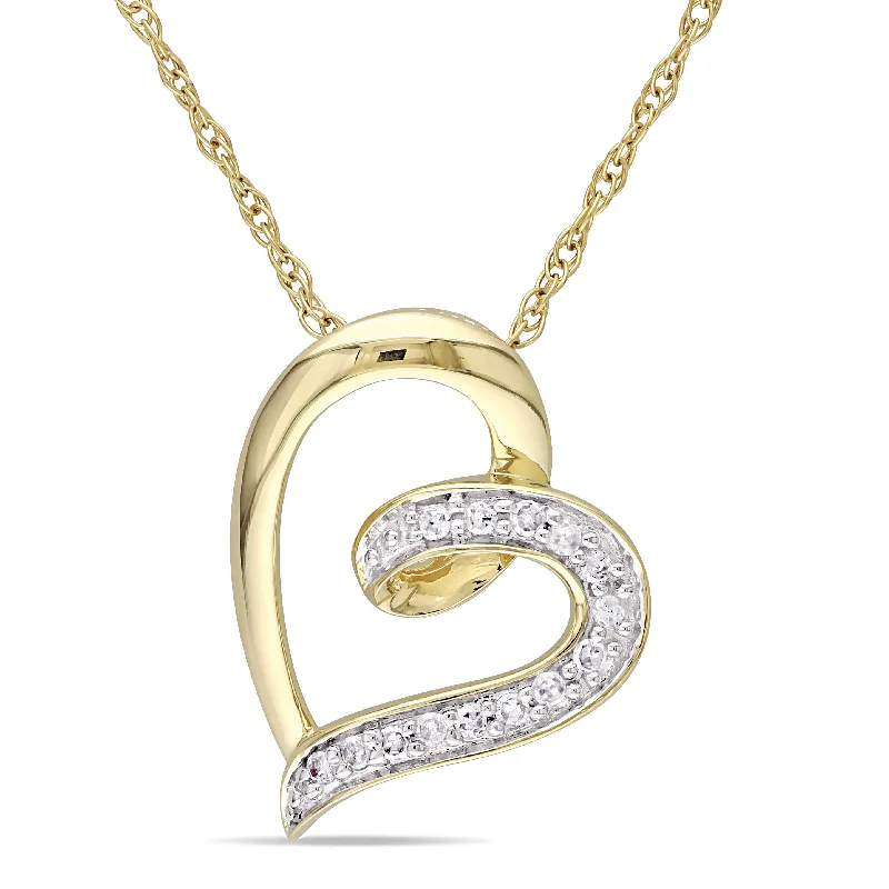 Mimi & Max Diamond Heart Necklace in 10k Yellow Gold