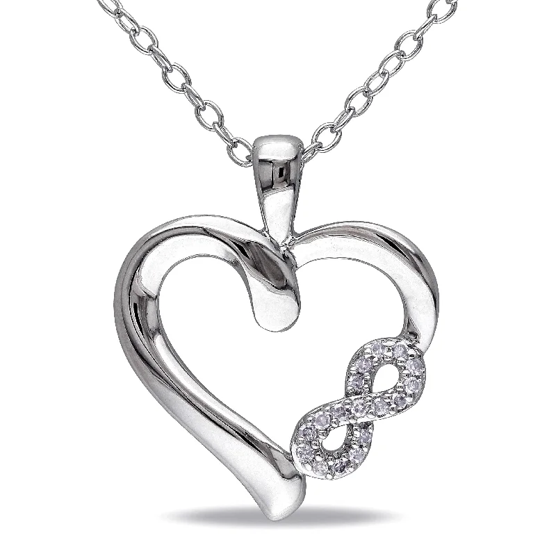 Mimi & Max Diamond Infinity Heart Necklace in Sterling Silver